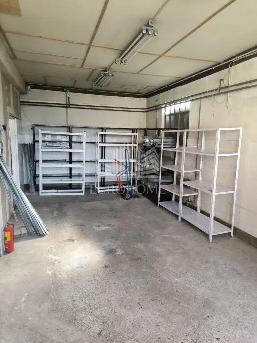 poslovni prostor površine 421m2 - trnje - - slika 17