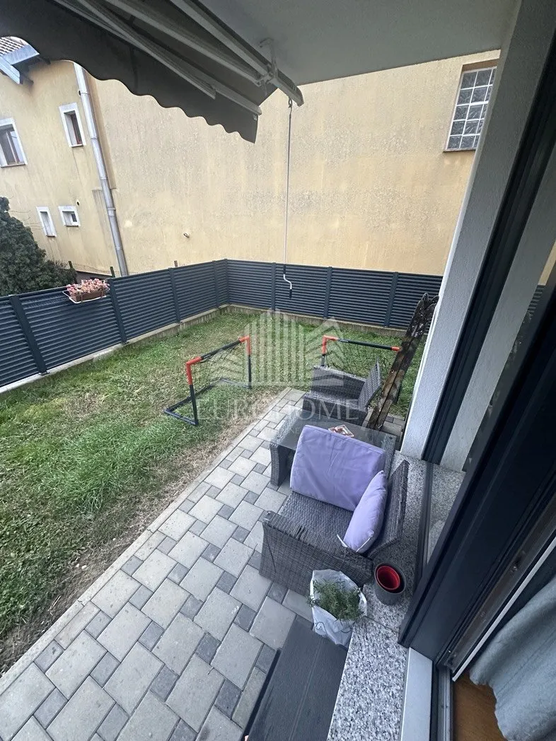 trosoban stan s privatnim vrtom i parkirnim mjestom – dugave - slika 13
