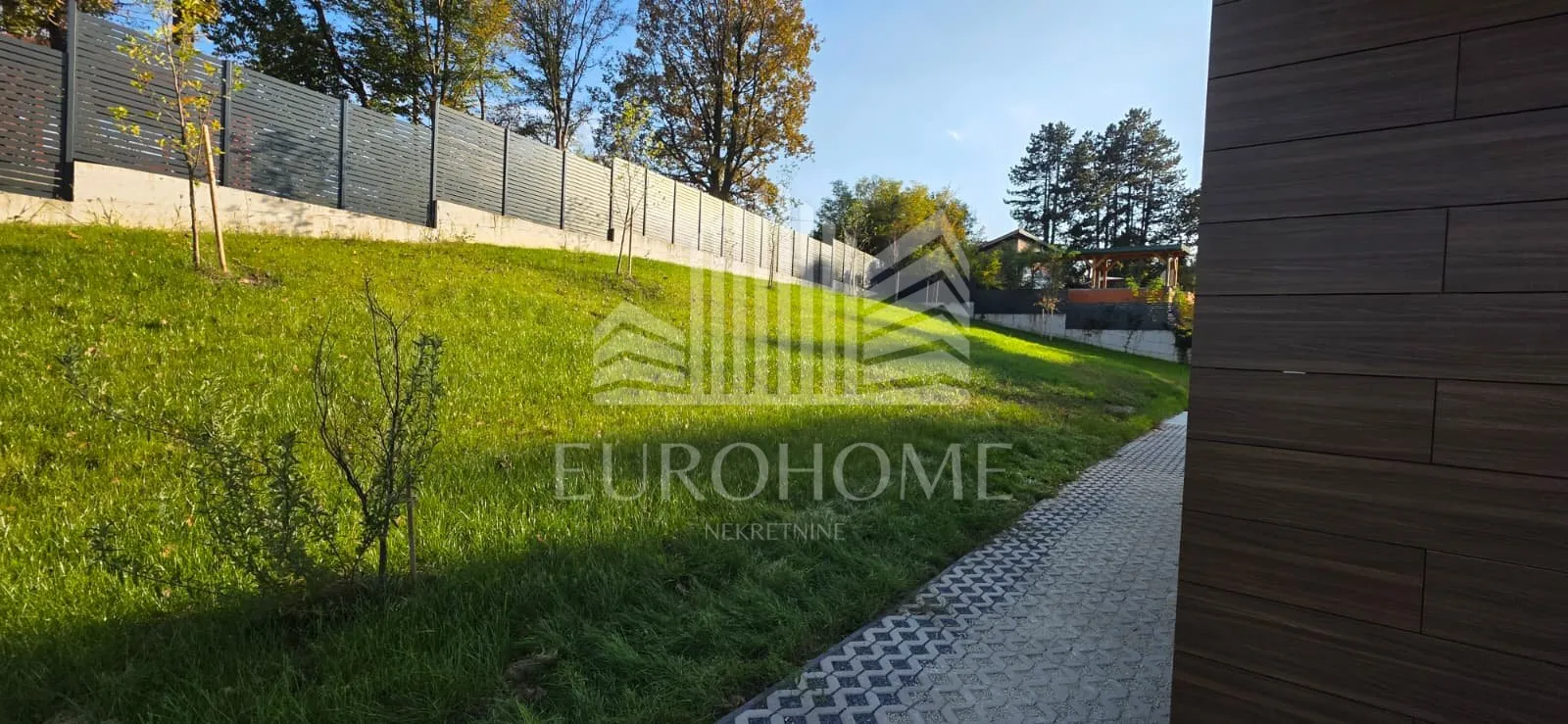luksuzna vila 645 m² s unutarnjim bazenom i garažom za 5 automobila - slika 20