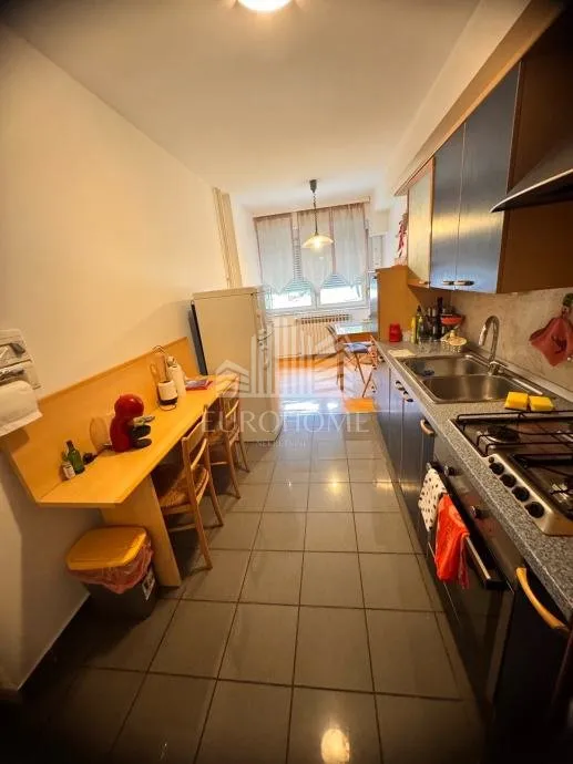 jedinstven četverosoban stan 108m2 - maksimir - - slika 15