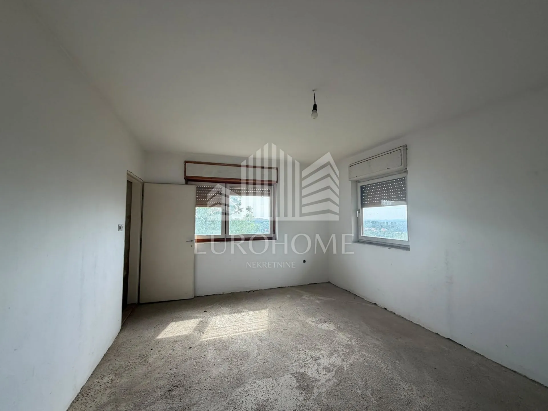 top lokacija! dvije kuće, 1.350 m², otvoren pogled na zagreb - slika 3