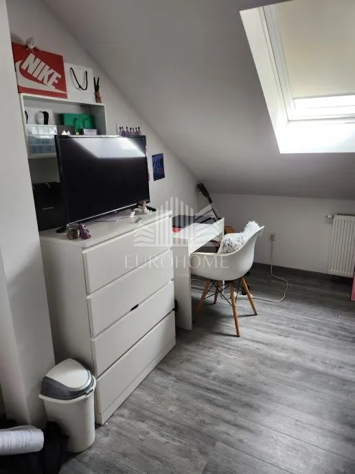 prilika!! namještena kuća sesvete, 1640€/m2 - slika 13