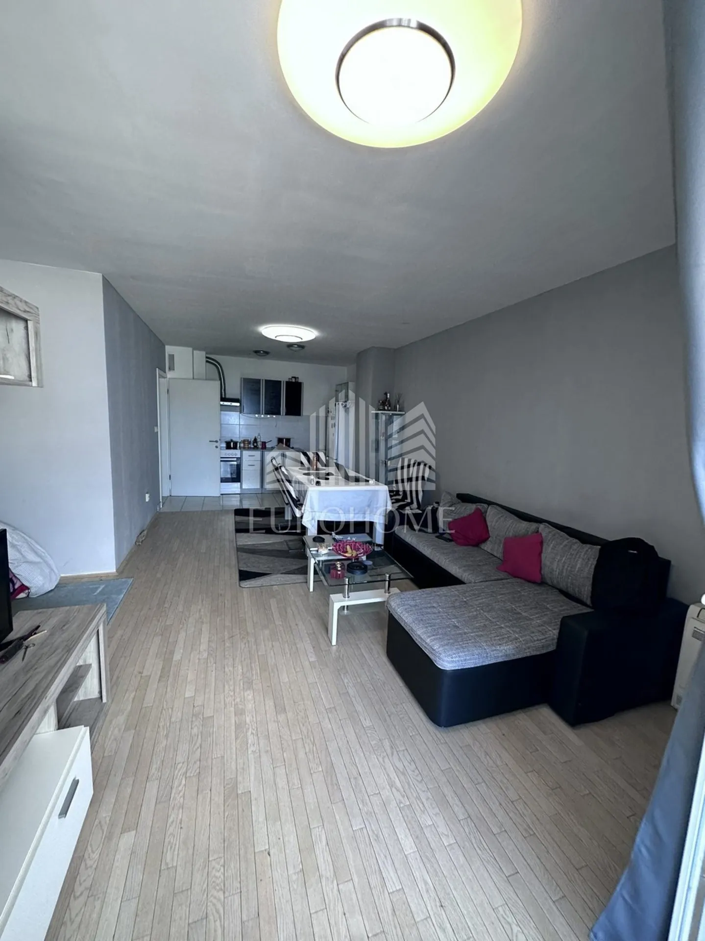 namješteni dvosobni stan novi zagreb 60m2 + gpm - slika 3