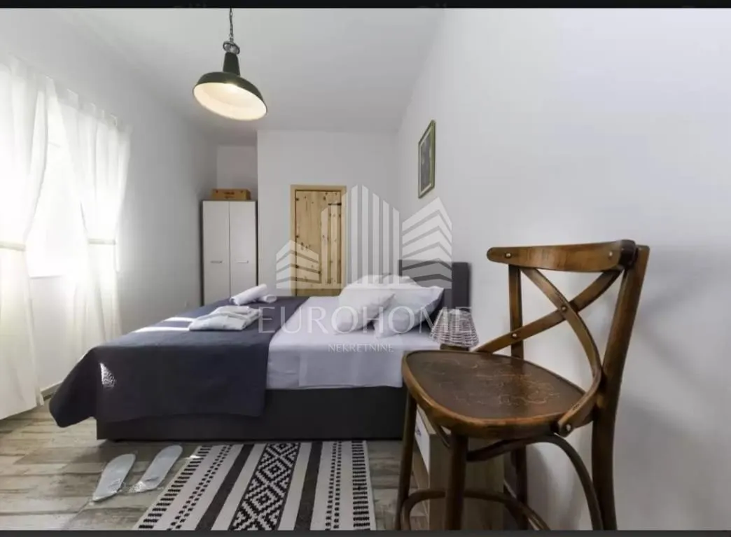 ždrelac, dalmatinska vila s bazenom, prvi red uz more - slika 8