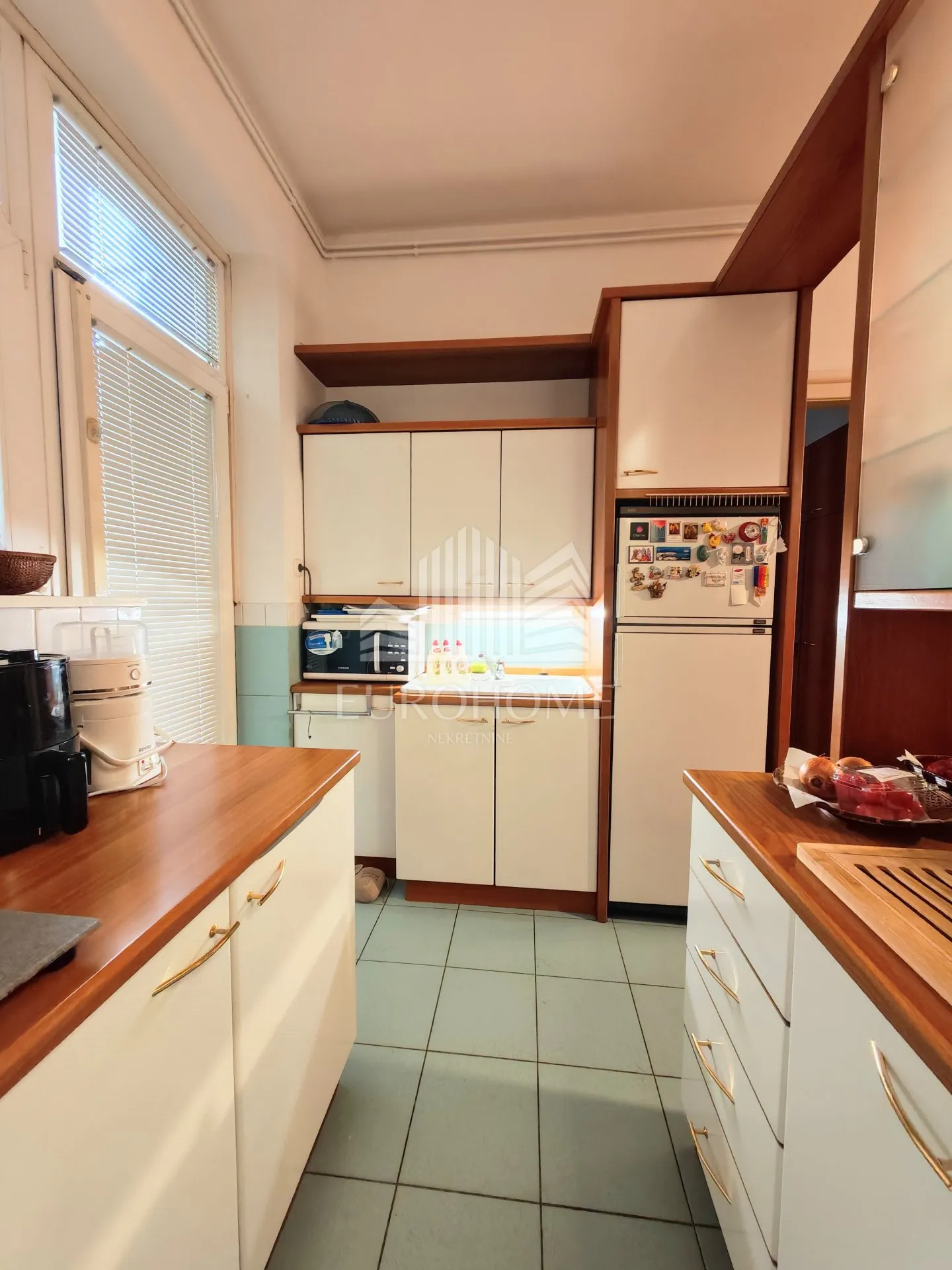 stan 165 m2 - centar - lift, ab kontrukcija, top lokacija - slika 19