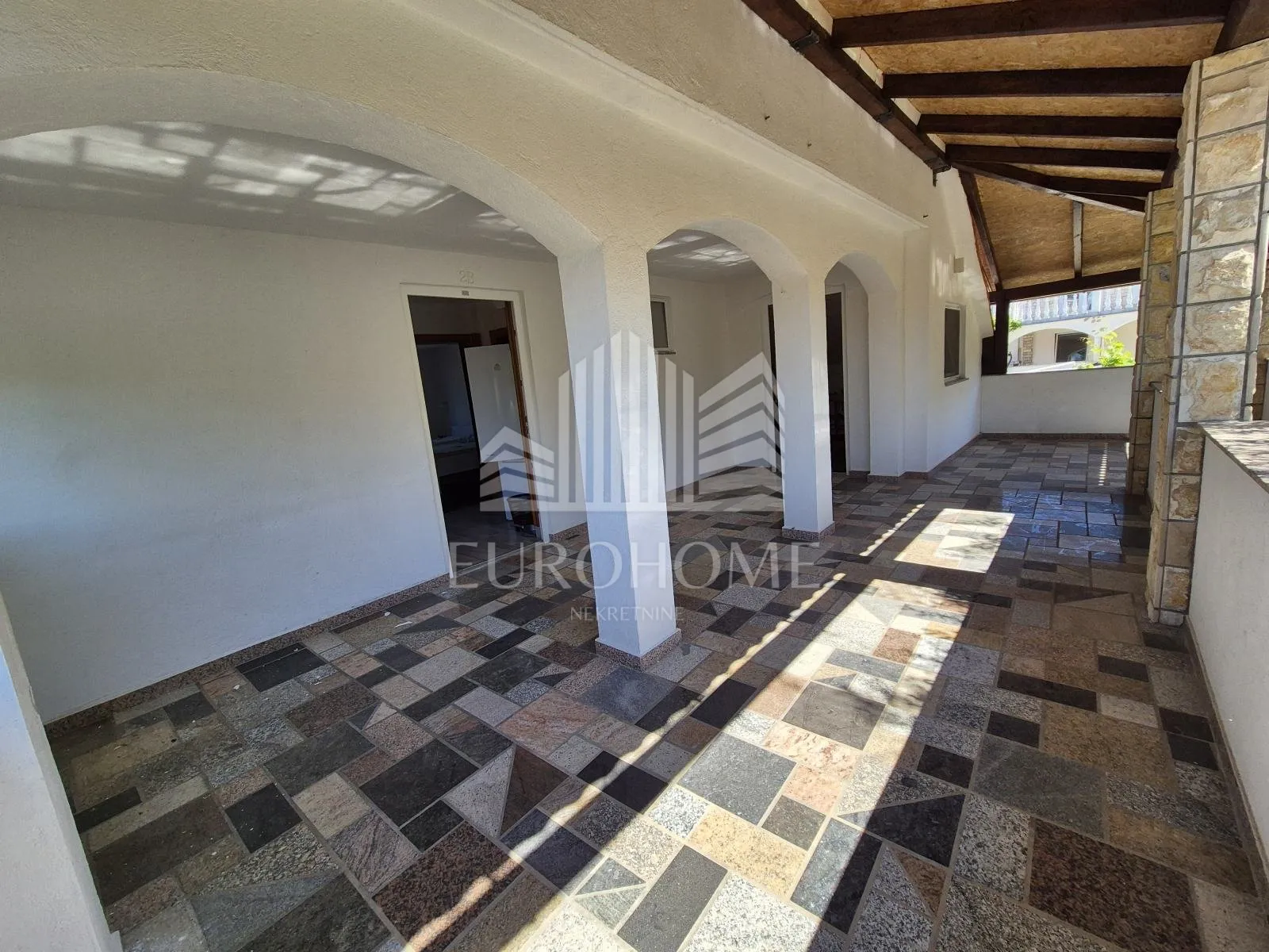 vinjerac, kuća s 4 apartmana, 70m od mora - slika 10
