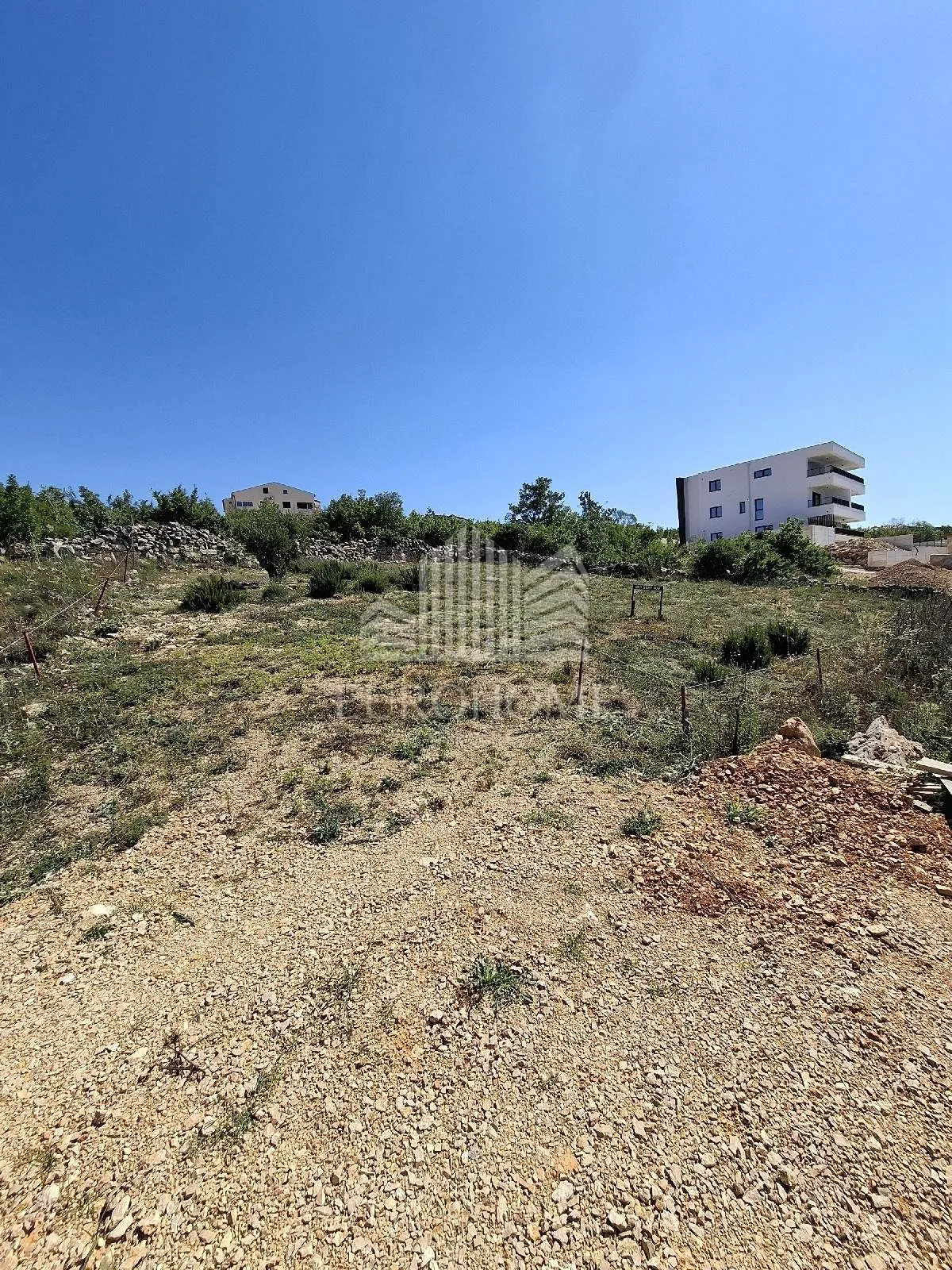 maslenica- građevinsko zemljište s projektom - slika 17