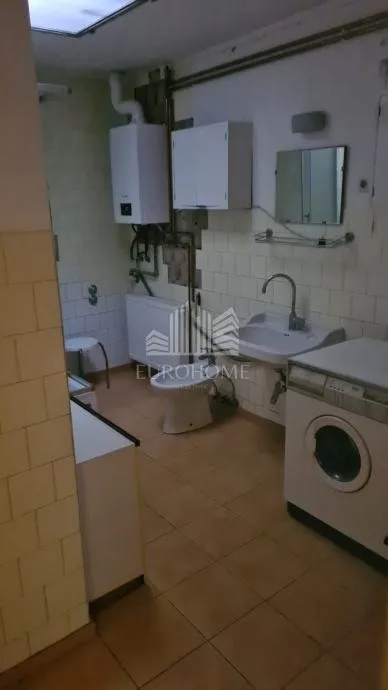 crvenog križa,trosoban stan 92 m2 - slika 3