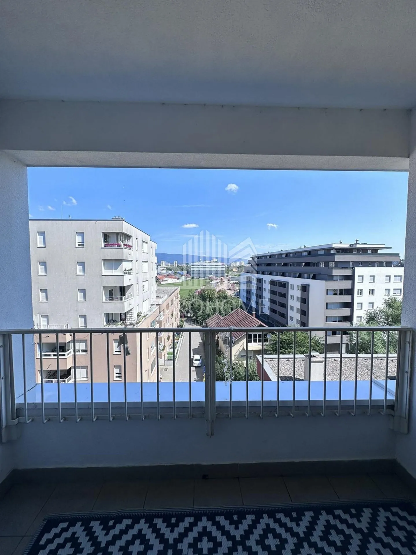 namješteni dvosobni stan novi zagreb 60m2 + gpm - slika 10