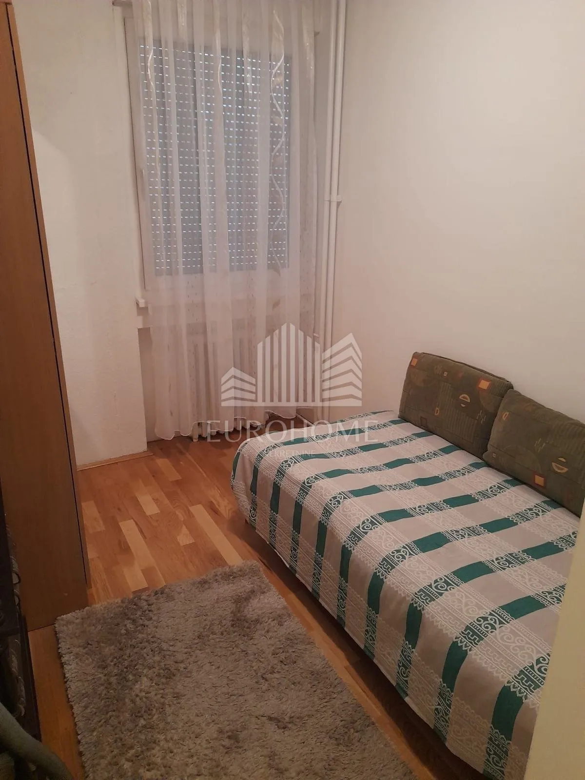 trosoban stan 55 m2 za život ili investiciju - slika 12