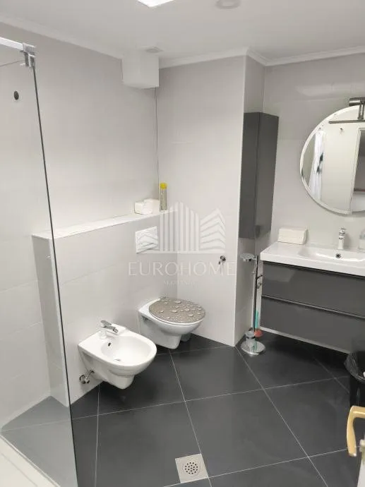 poslovni prostor površine 421m2 - trnje - - slika 11