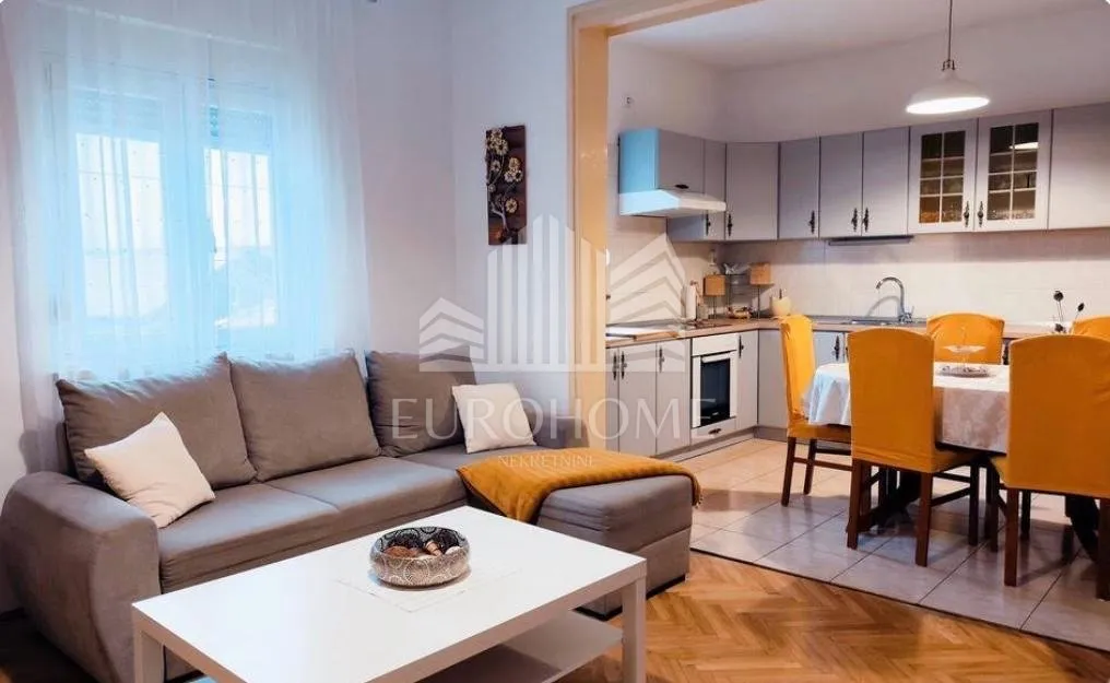 zadar- smiljevac- kuća, 186m2, 1930€/m2 - slika 13