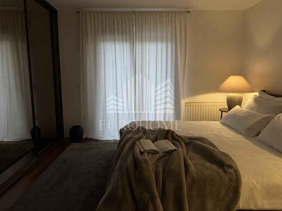 2350€/m2 potpuno namješten stan na tri etaže 201m2 - veliko polje - - slika 7