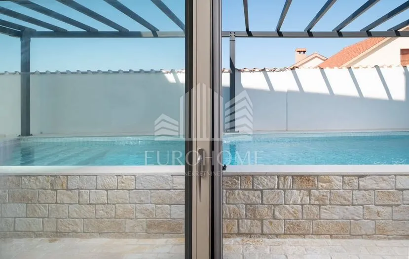 zadar, nin, villa prvi red do mora, 320m2 - slika 33