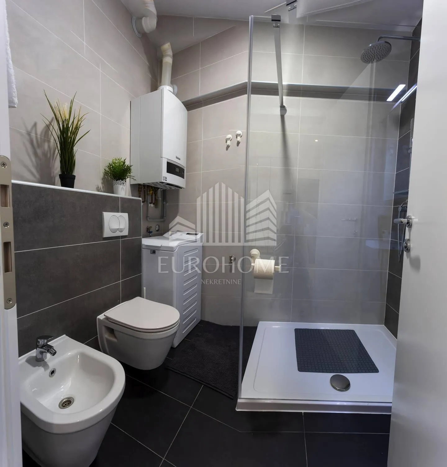 vrhunski apartman 49 m², superhost, odlična investicija, kvaternikov trg - slika 16