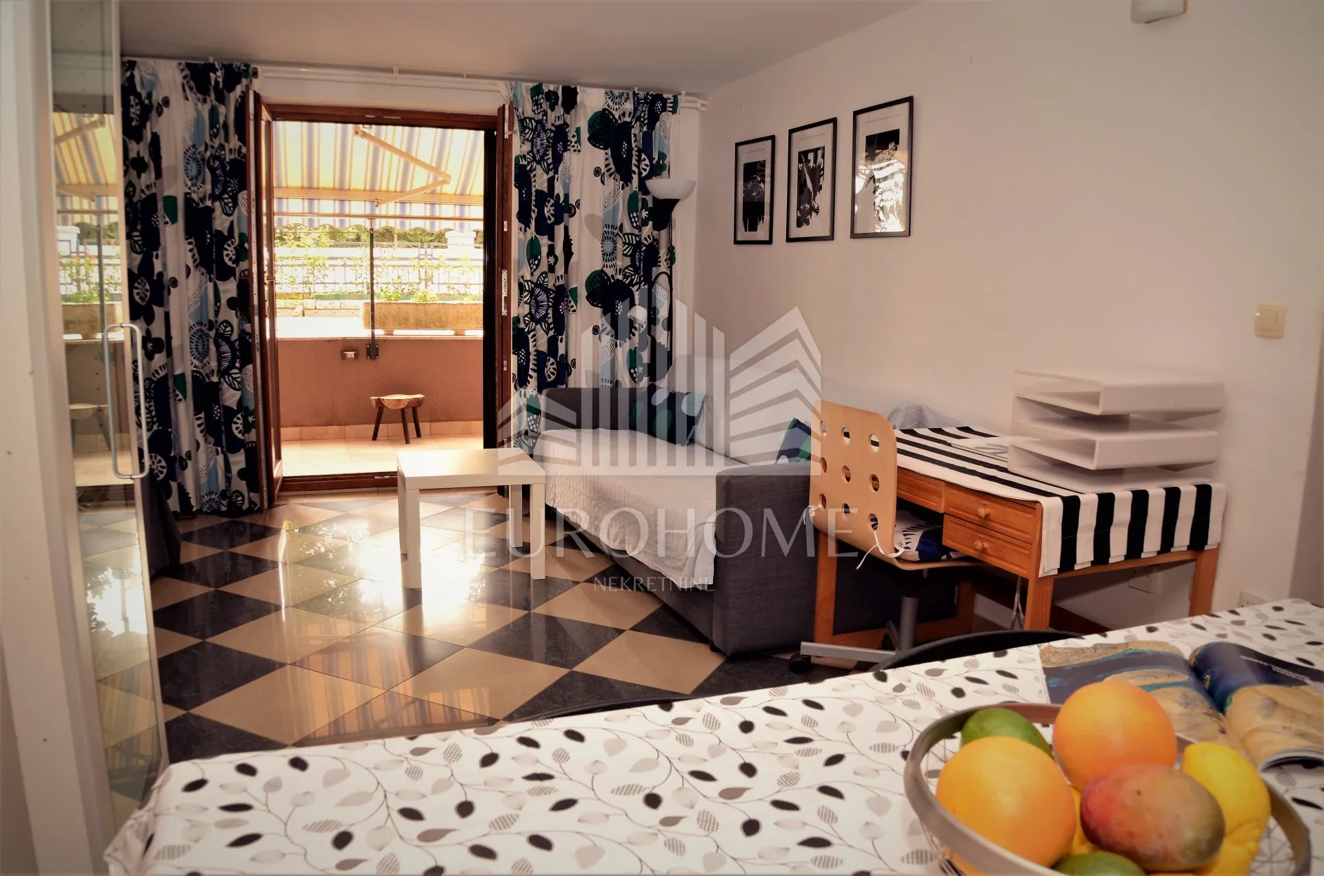 villa 80m od mora, sveti filip i jakov - slika 9