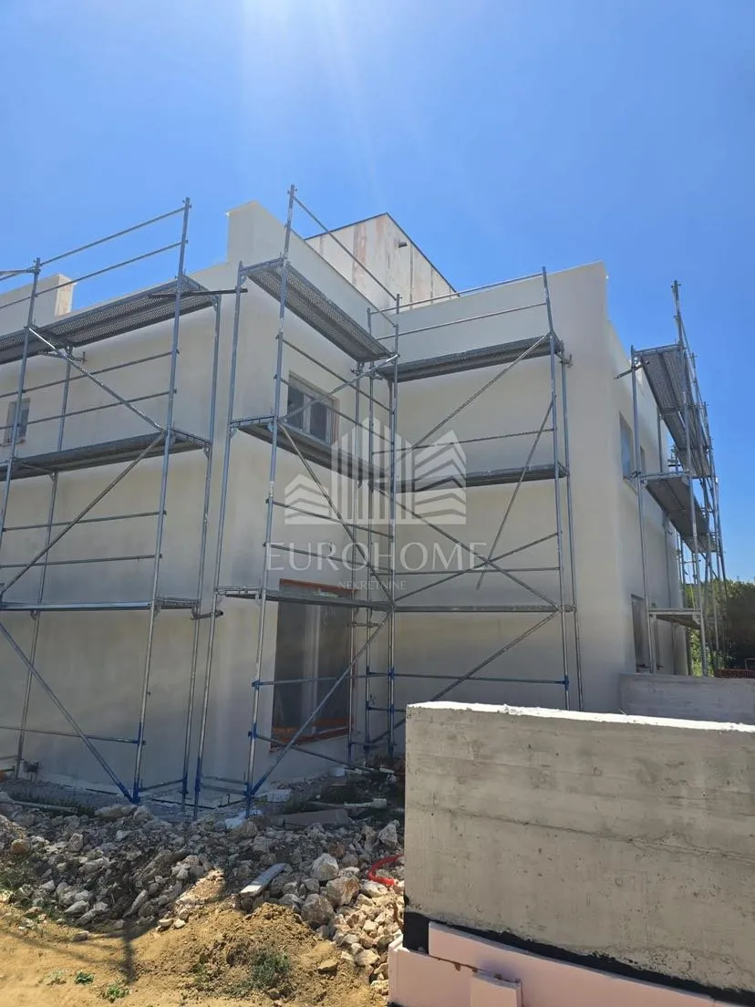 zadar, nin-ekskluzivan troetažni stan u ninu, 50m od mora - slika 4