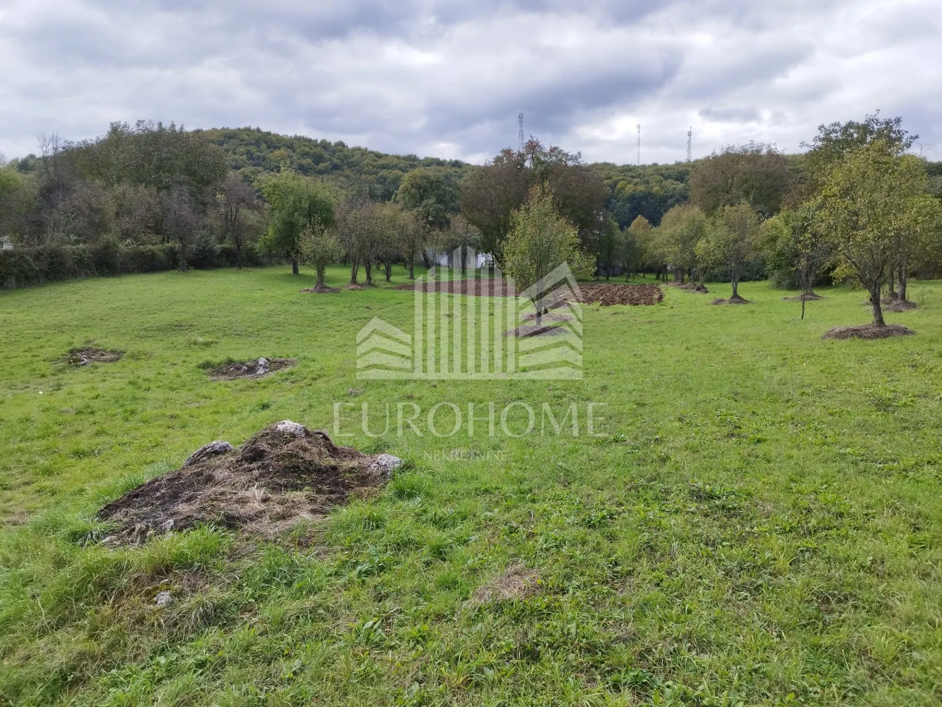vila za renoviranje– investicijska prilika,uz sami centar otočca! - slika 20