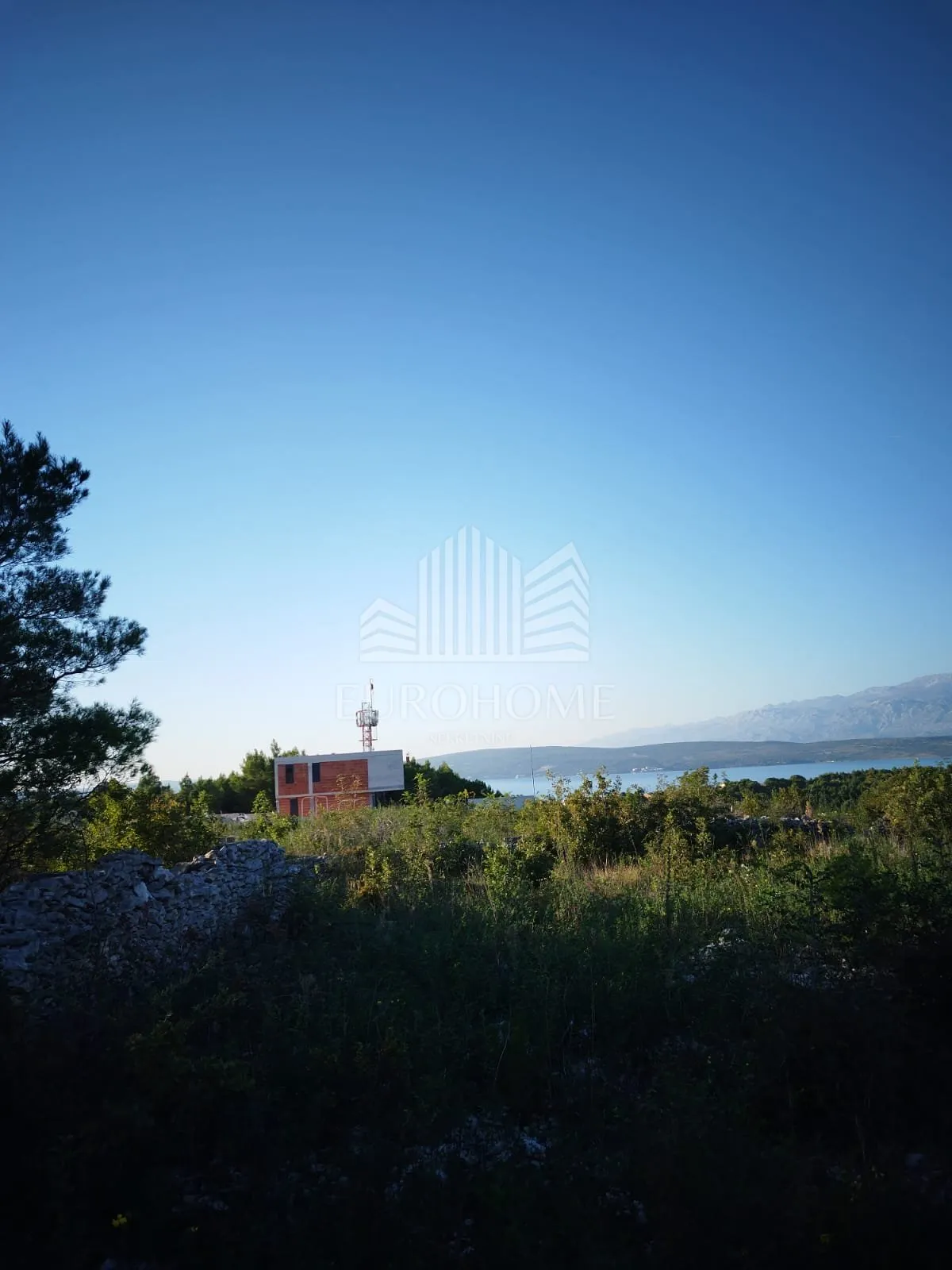 građevinsko zemljište sa najboljim pogledom u novigradu 1242m2 - slika 3