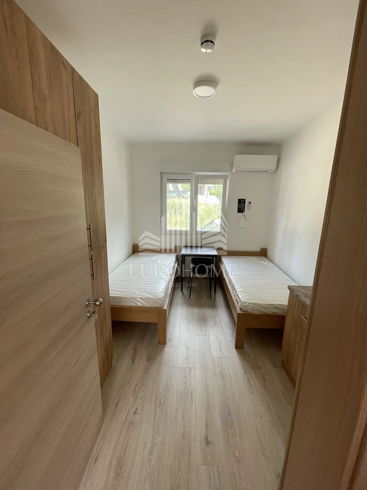 kastel gomilica, novi hostel, 7 soba smjestaj za radnike, 350m2 - slika 9