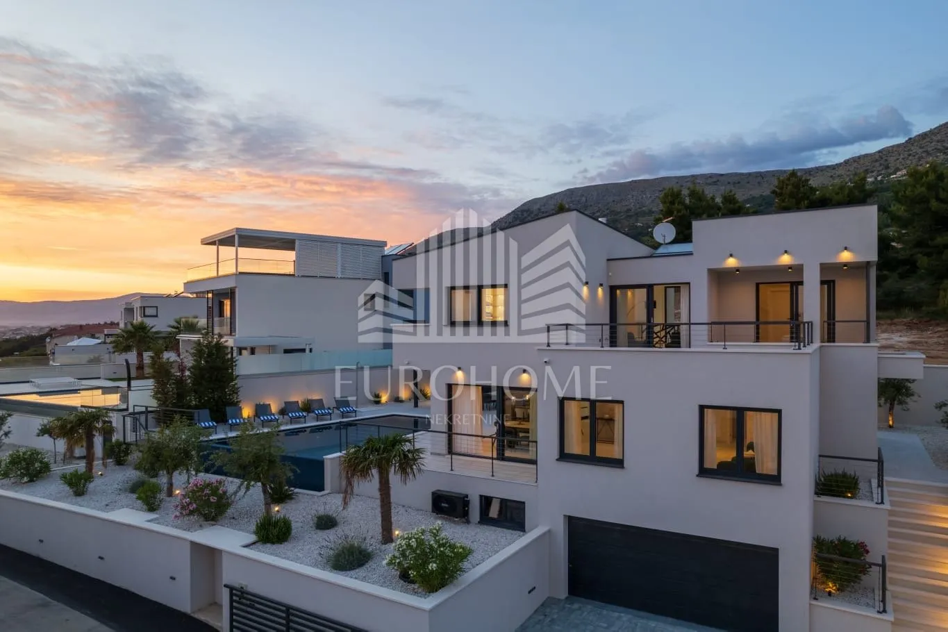 split, podstrana, urbana villa 300m od mora - slika 11