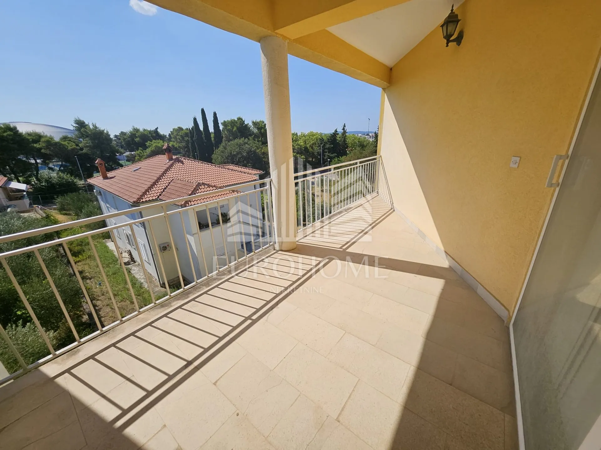 ekskluzivno na tržištu, višnjik- kuća trokatnica;905€/m2 - slika 12