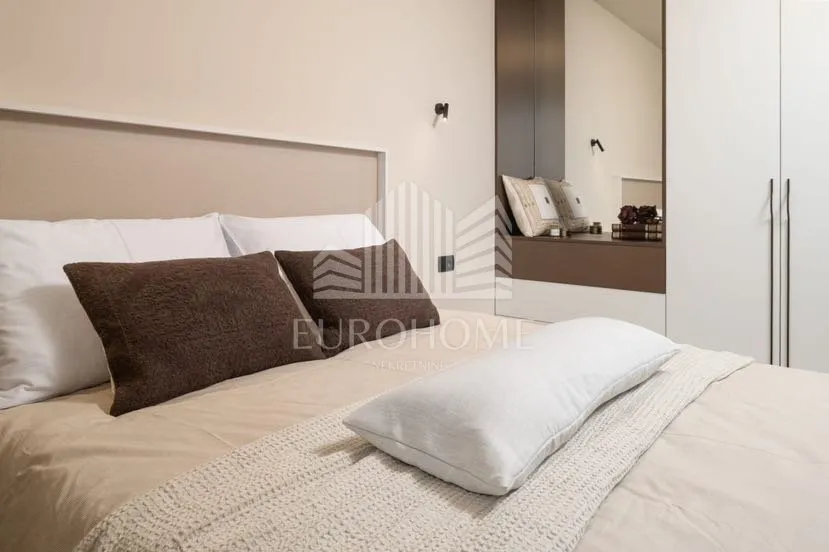 zadar, nin, villa prvi red do mora, 320m2 - slika 9