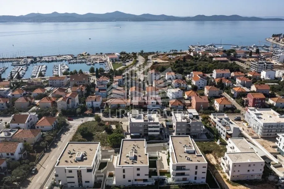 borik, vitrenjak- namješten dvosoban stan u prizemlju, 84m2 - slika 16