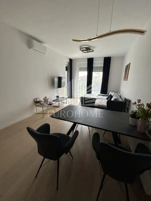 stan 105 m2, 3s - novogradnja, kod arena centra - slika 2
