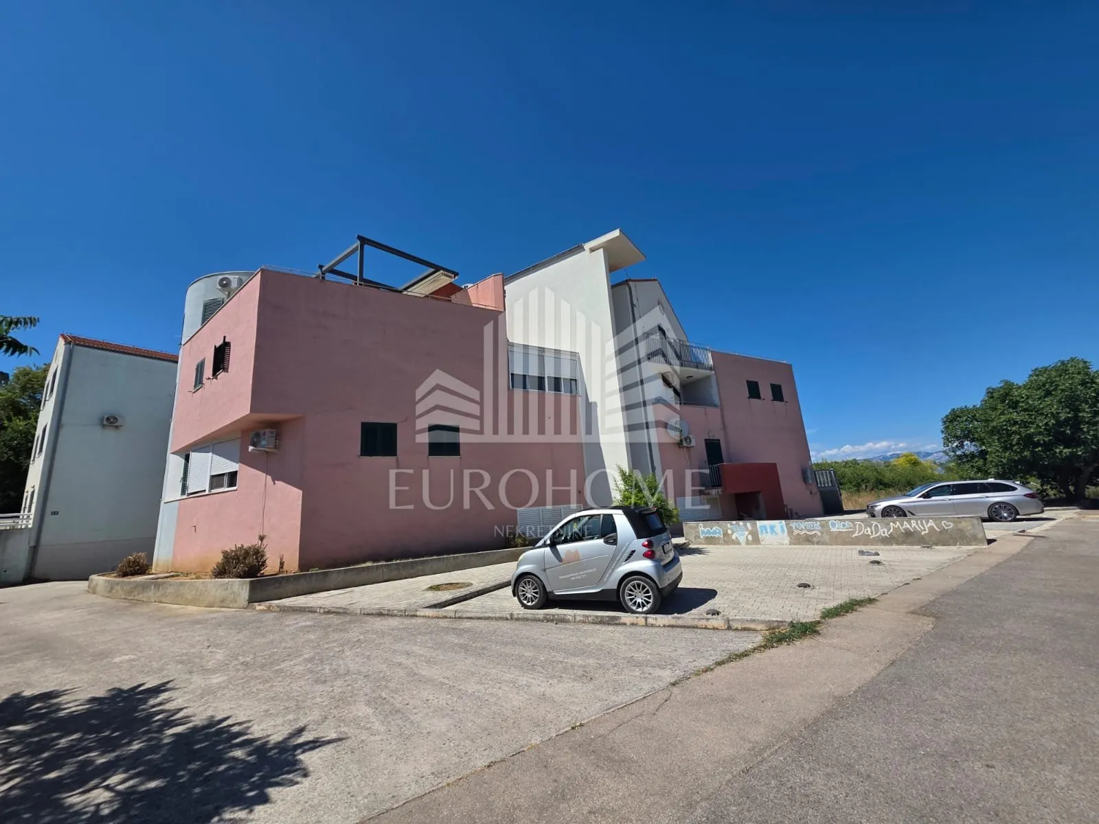 nin - trosoban stan 60m², 150 m od mora, parking - slika 17