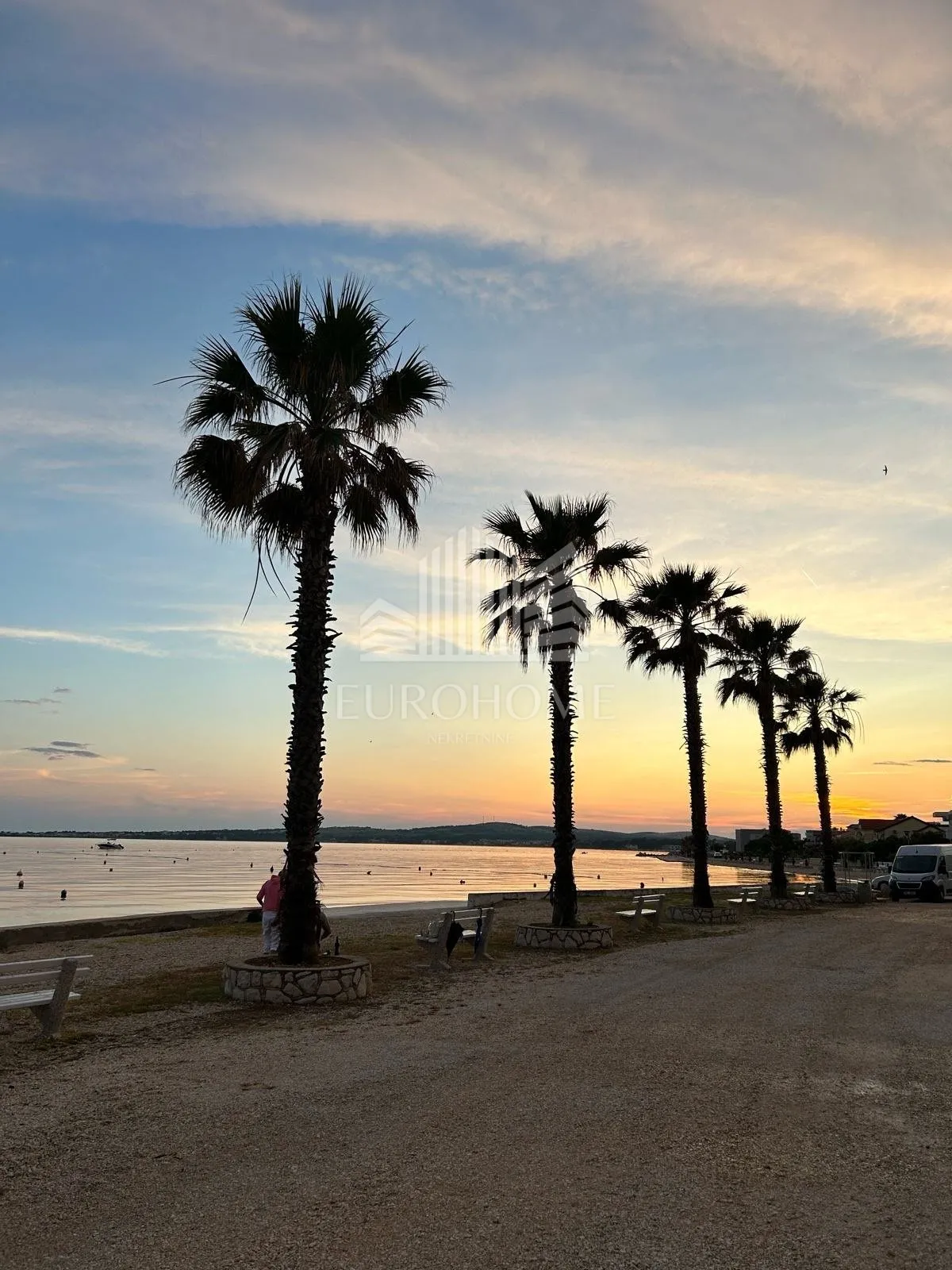 zadar- vir- dugoročan najam prekrasnog apartmana, 1s - slika 13