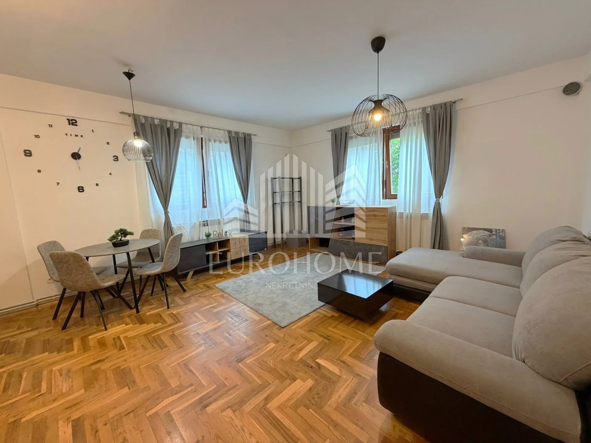 Namješten dvosoban stan 55m2 - Stenjevec - - Zagreb