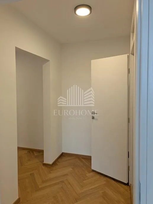 špansko – potpuno adaptiran stan u kvalitetnoj zgradi, odlična lokacija! - slika 10