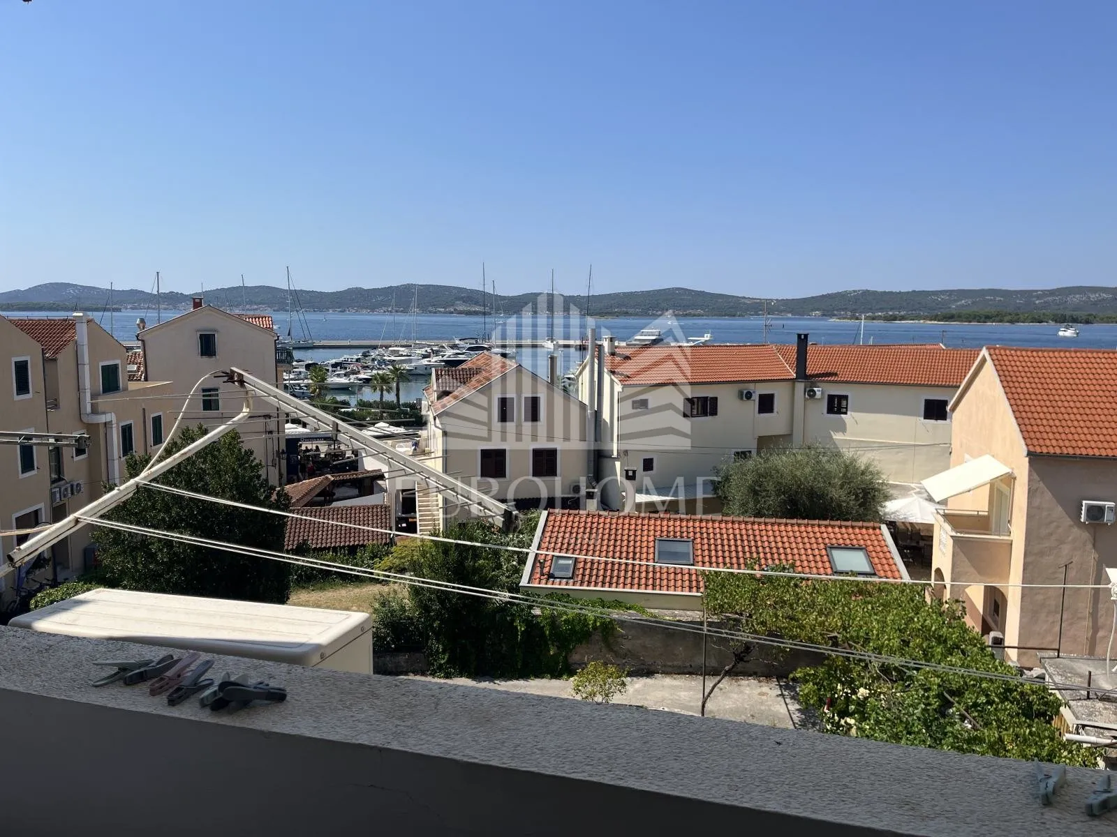 sveti filip i jakov, garsonijera drugi red do mora, 26 m² - slika 8