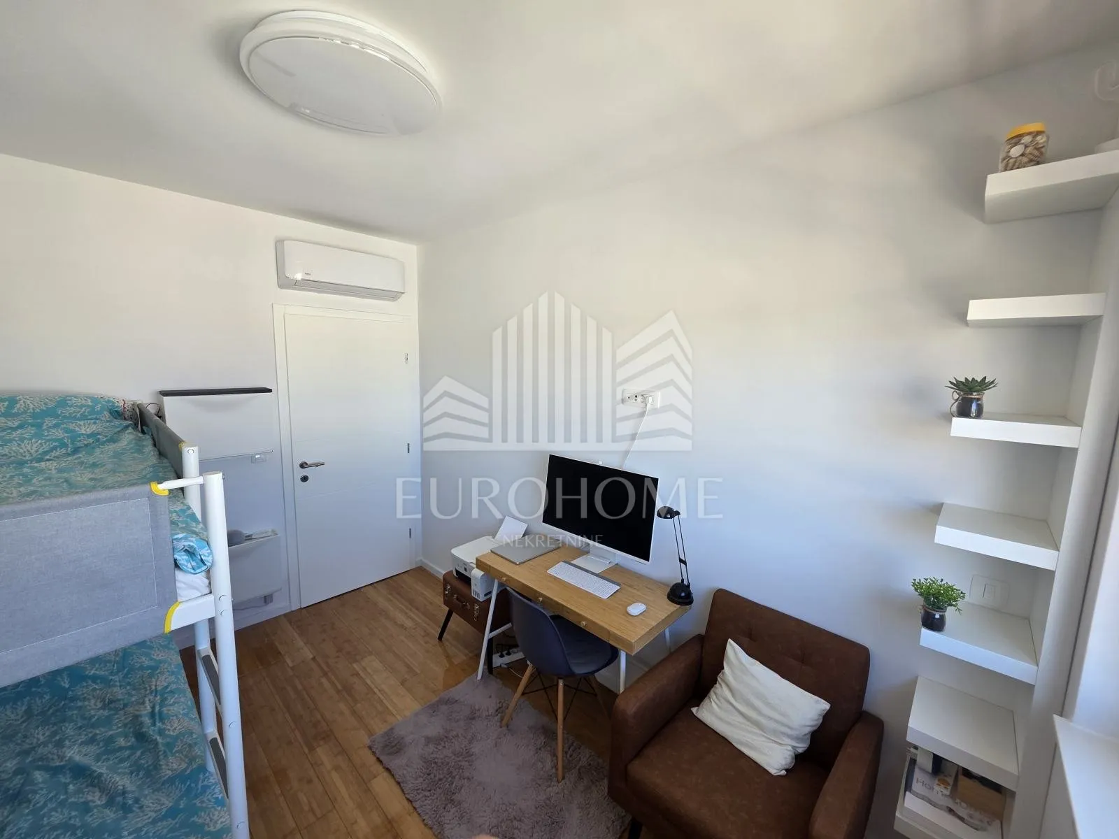 novalja |potpuno namješten stan, 2 spavaće sobe | 300 m od mora, 68m2 - slika 13