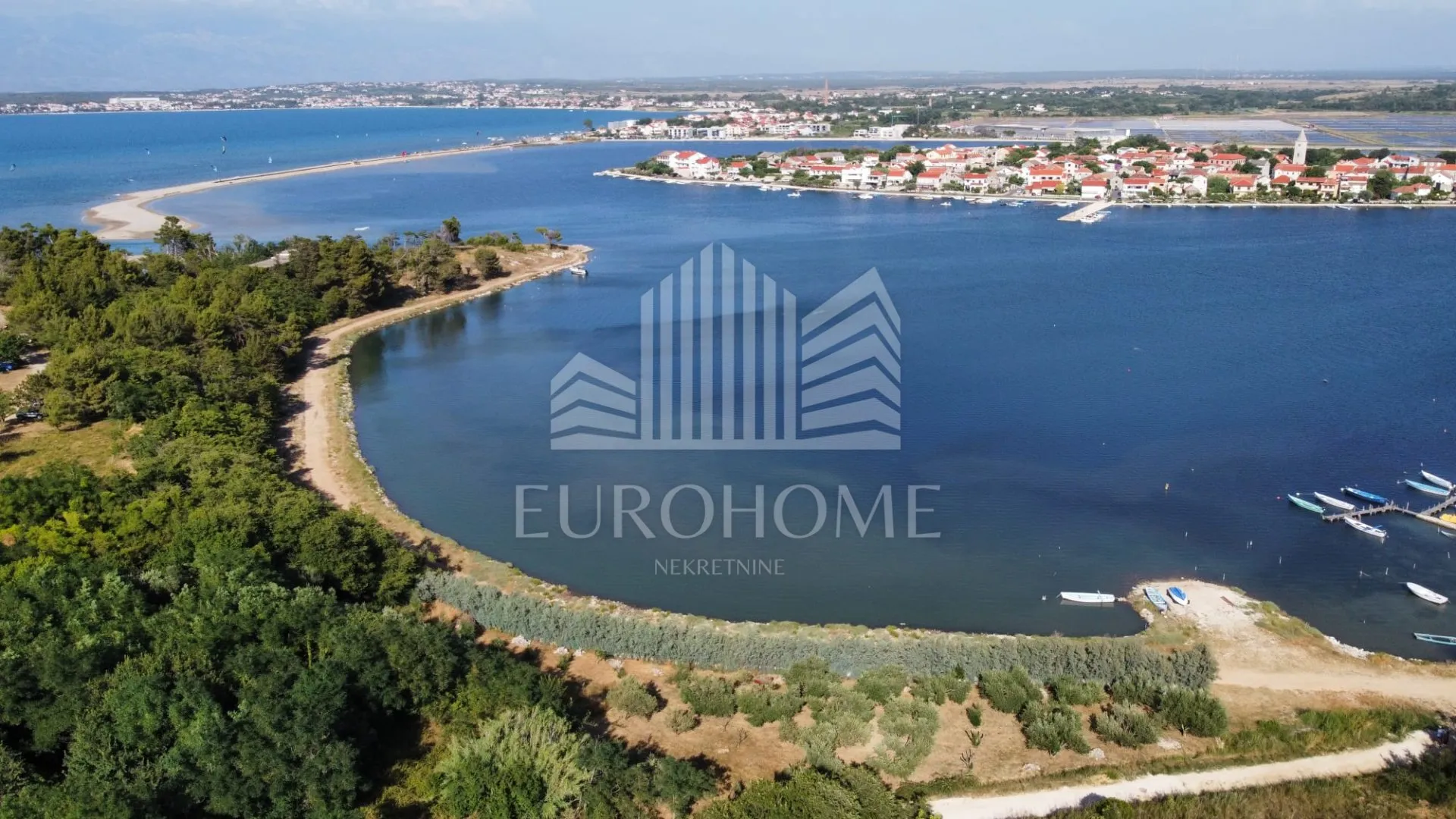 nin,ekskluzivno zemljište 1. red do mora sa građevinskom dozvolom! - slika 8