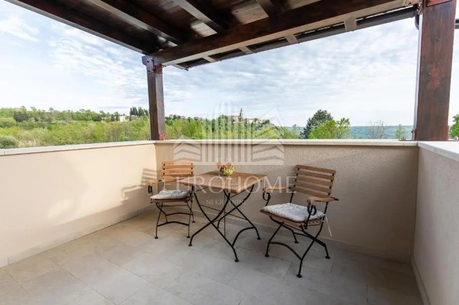 vila s bazenom-grožnjan - slika 15