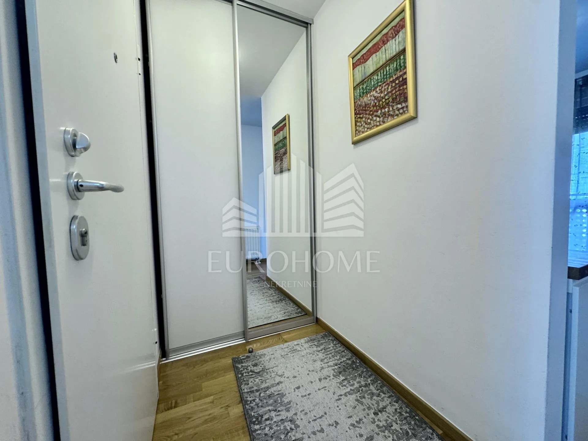 moderan dvosoban stan 61 m², lođa, parking, spremište - slika 18