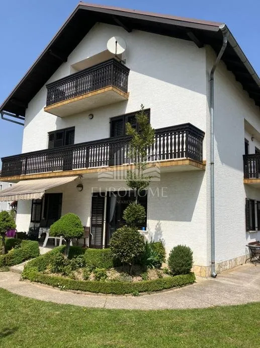 prostrana kuća 200 m² – stupnik, mirna zona, vrt, garaža - slika 3