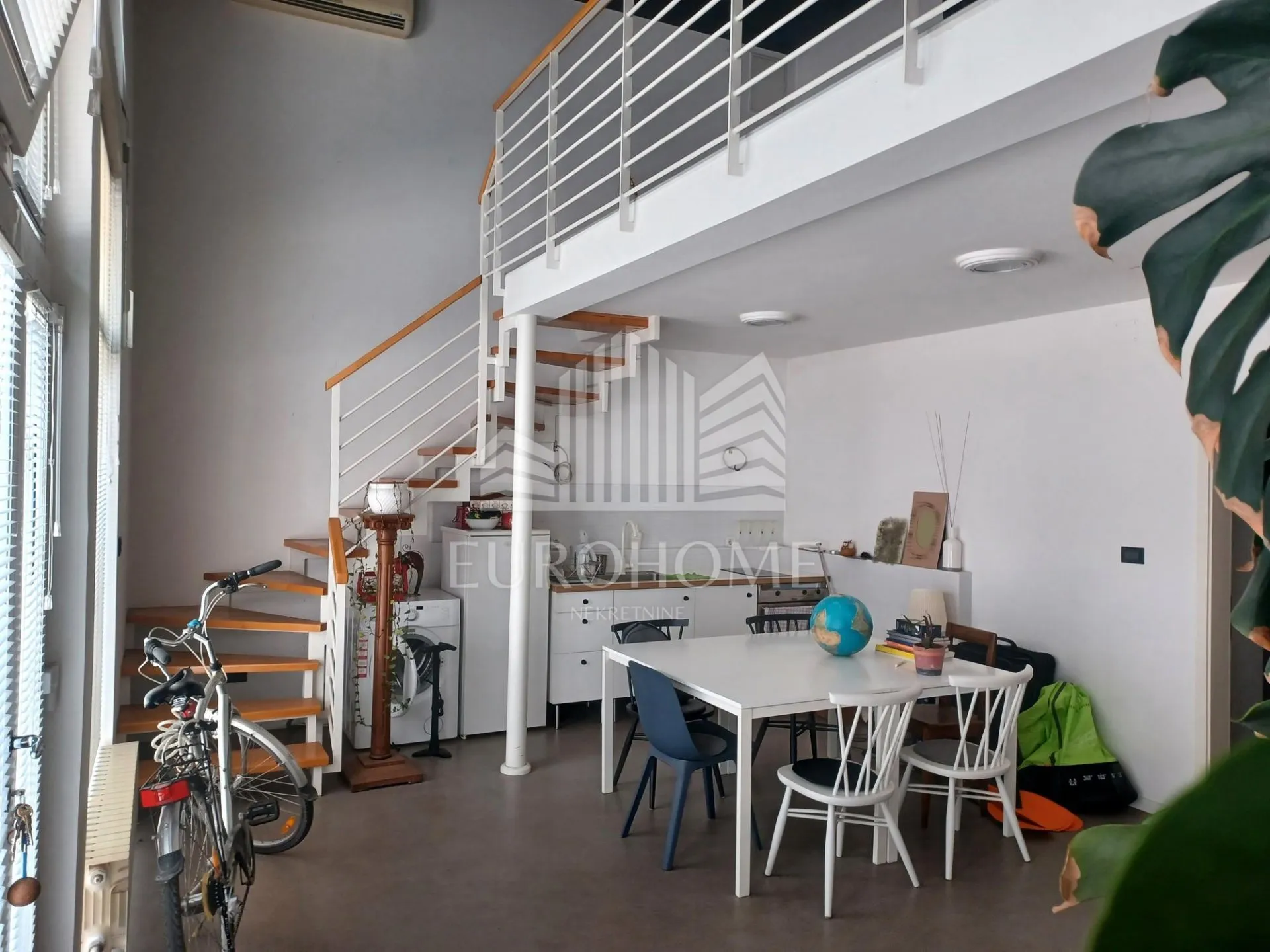 Poslovni prostor 67m2 - Trešnjevka - top lokacija, mogućnost najma - Zagreb