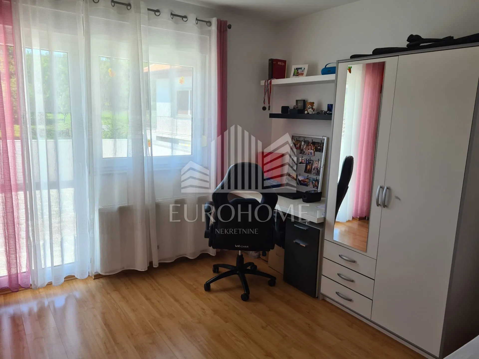 mikulići - kuća na tri etaže 1.607€/m2 - slika 49