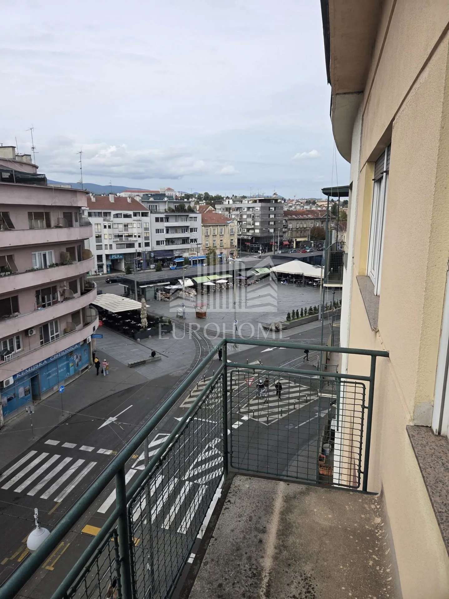 Kvatrić, 3-soban stan za adaptaciju s velikim potencijalom - Zagreb