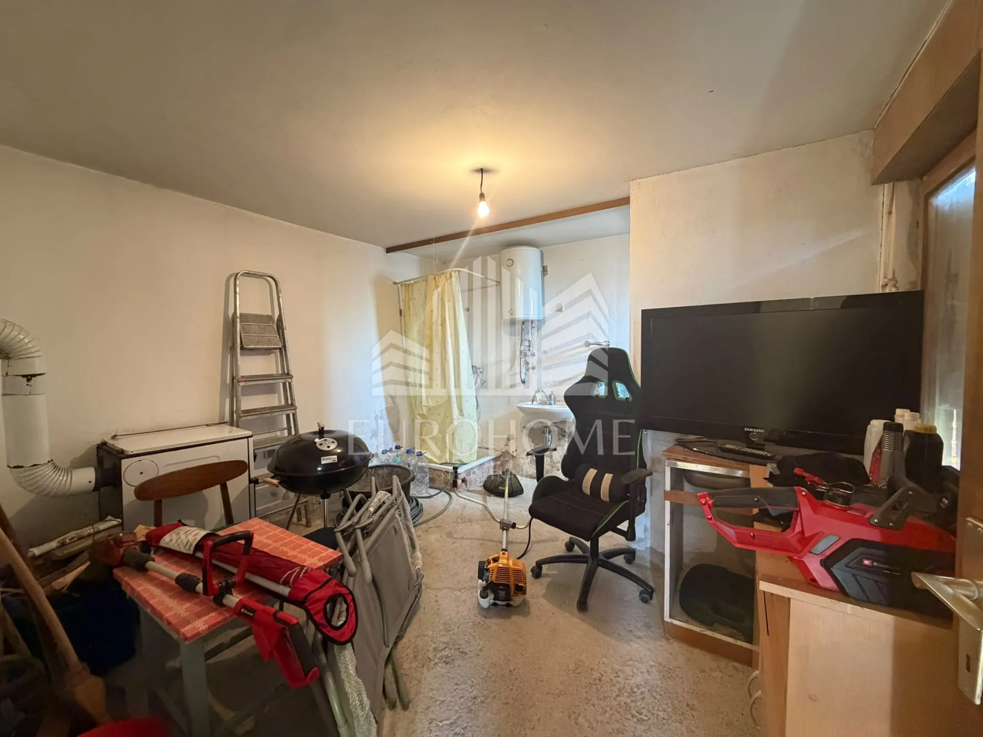 top lokacija! dvije kuće, 1.350 m², otvoren pogled na zagreb - slika 8
