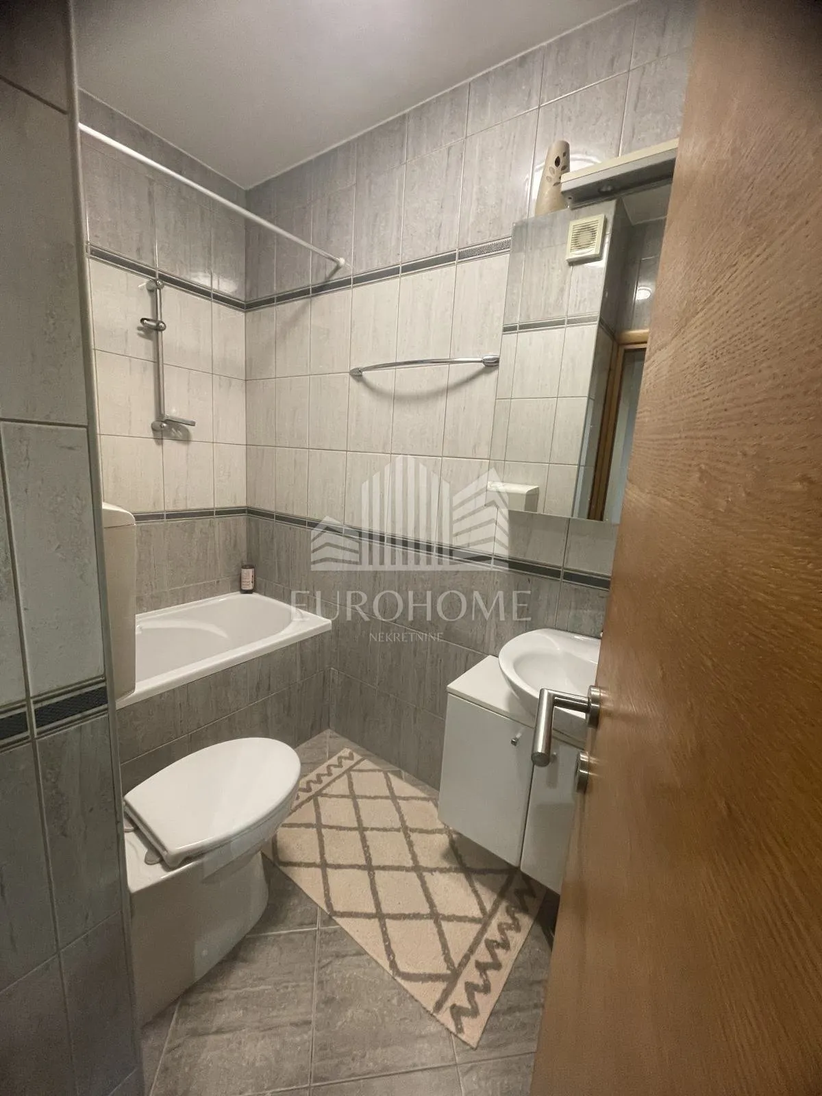 četverosoban stan s vrtom i 2 pm, dugave 98,94 m2 - slika 13