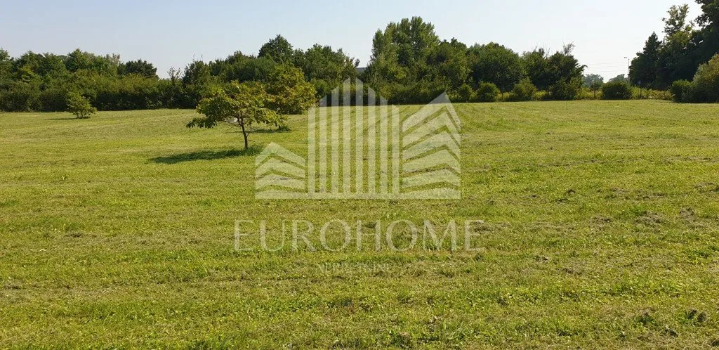 građevinsko zemljište 10020 m2, atraktivna lokacija - slika 5