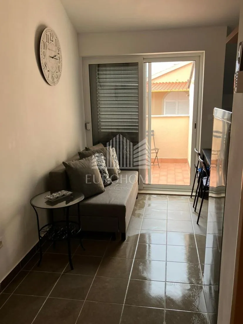 vodice, srima, divan jednosoban stan na 50m od mora, 44m2 - slika 2