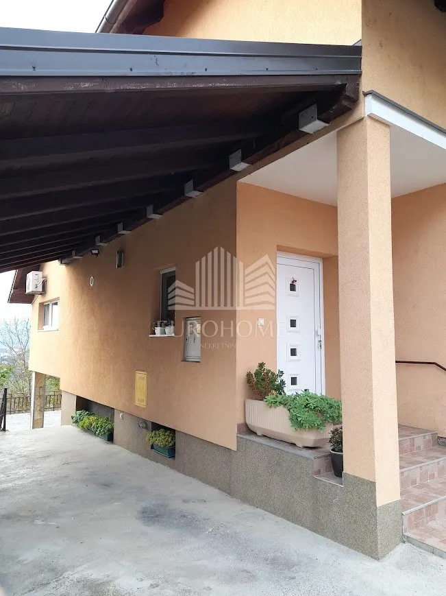 kuća 7s, 287 m2 - obiteljska idila u bijeniku, predivan pogled - slika 18