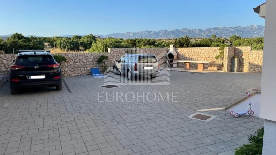 pag, košljun, 2 renovirana apartmana 120m od mora+ 2 parkirna mjesta - slika 12