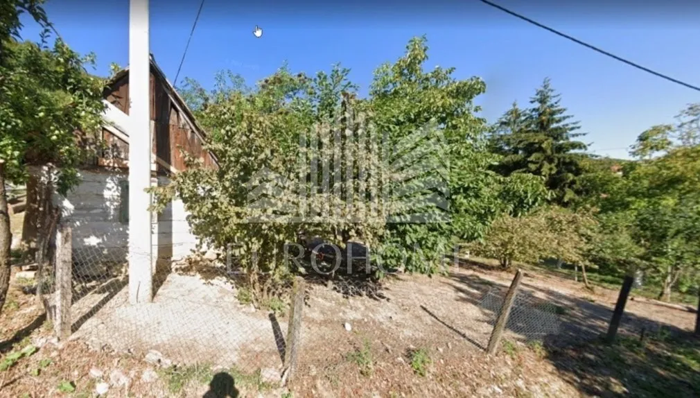 Građevinsko Zemljište + Objekt Za Adaptaciju - Podrute, Novi Marof