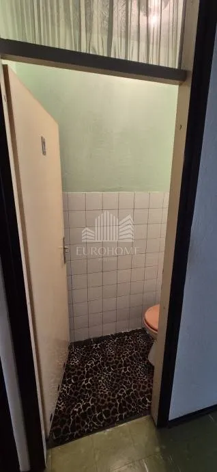 stan u centru sesveta, 72m2, odlična lokacija - slika 17